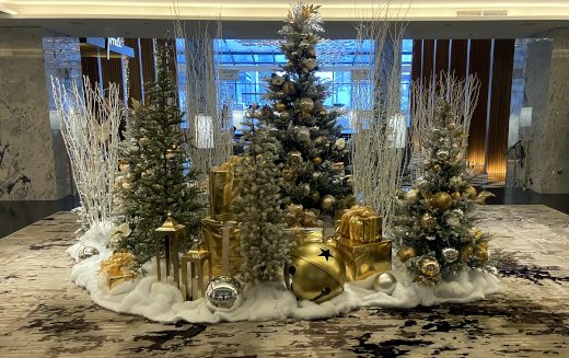 photo of Christmas display at The Ritz-Carlton Chicago