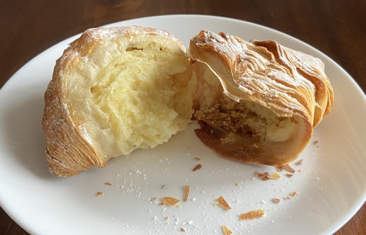 photo of a sfogliatella